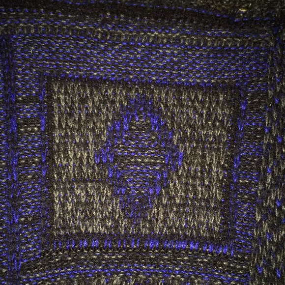 Vintage Retro Blue and Black Sweater - Picture 2 of 5